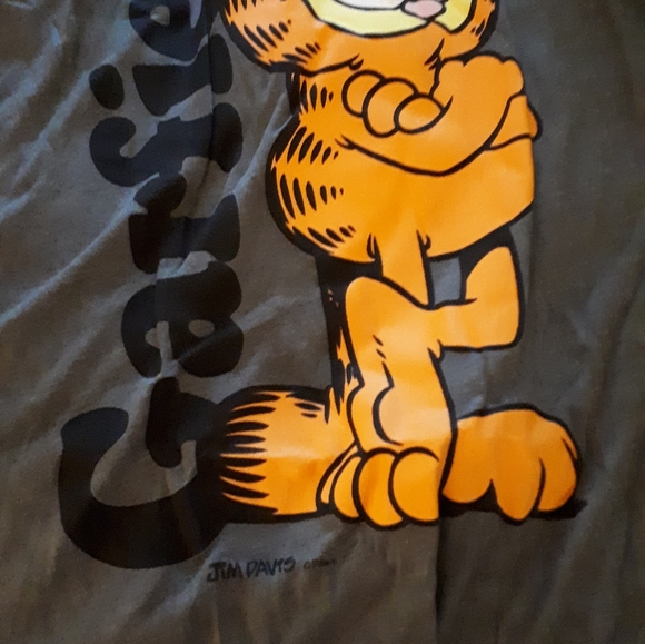 Garfield Shirt - Picture 3 of 3